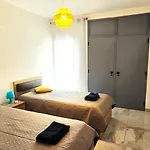 Ocean View Apartman *